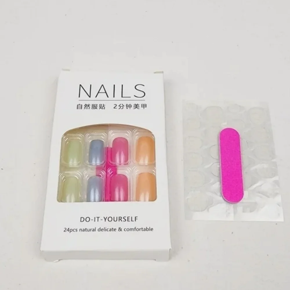 24 Pieces Fake Press On Nails